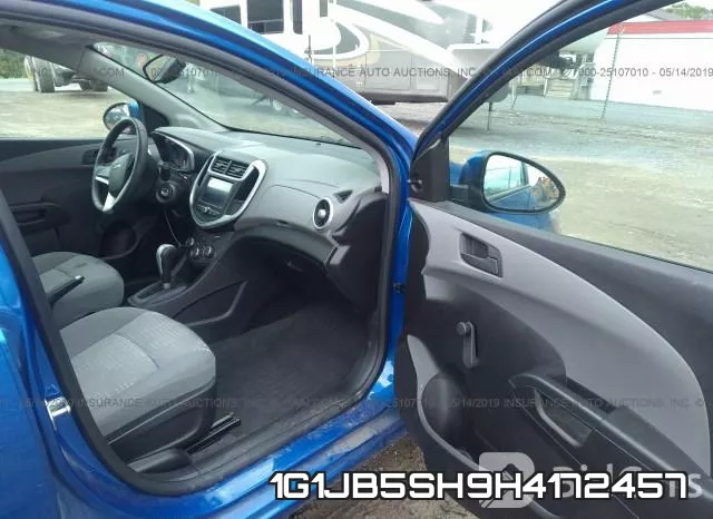 1G1JB5SH9H4172457_5.webp