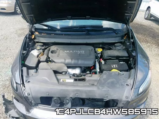 1C4PJLCB4HW585975_7.webp