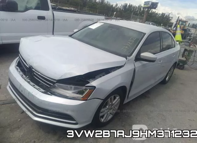 3VW2B7AJ9HM371232_2.webp