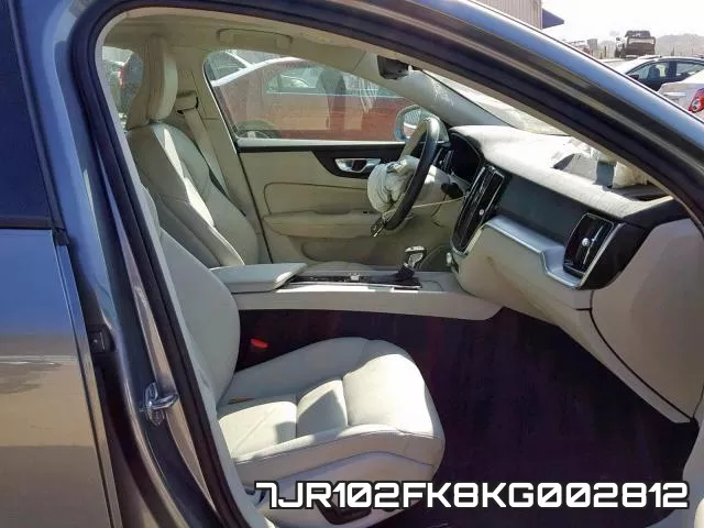 7JR102FK8KG002812_5.webp