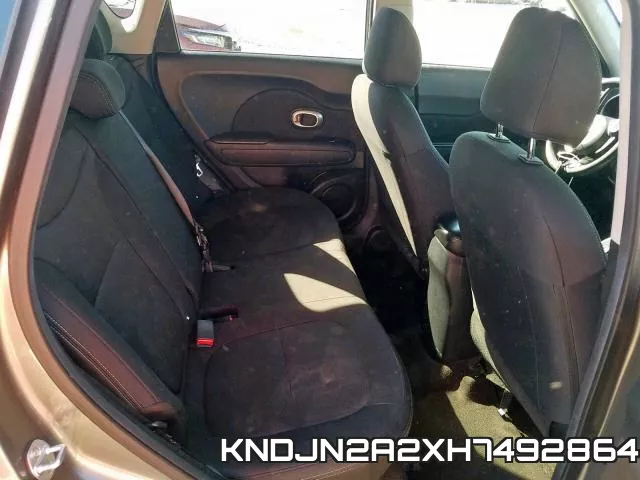 KNDJN2A2XH7492864_6.webp