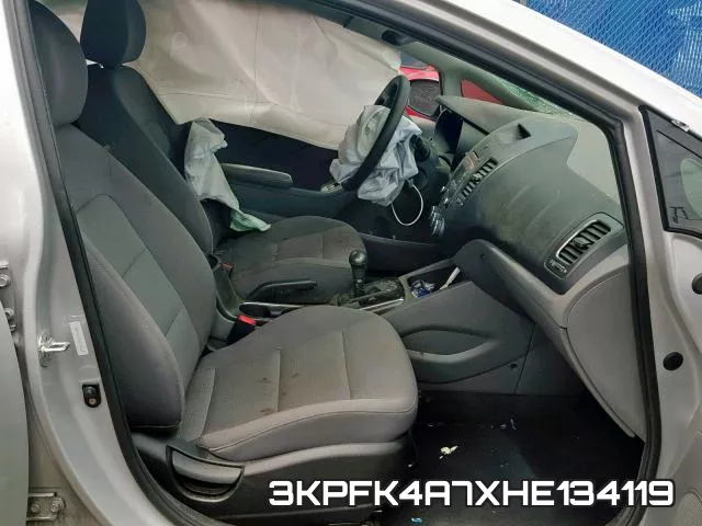 3KPFK4A7XHE134119_5.webp