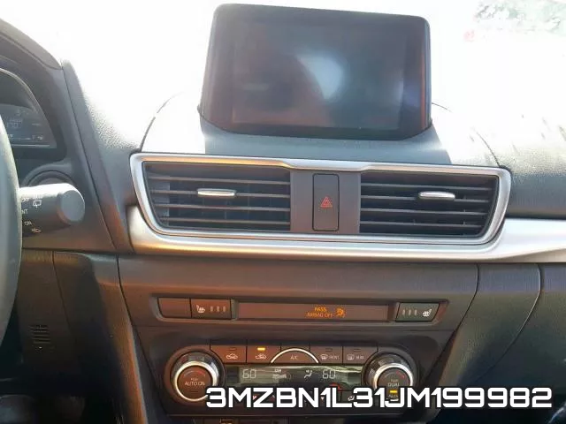 3MZBN1L31JM199982_9.webp