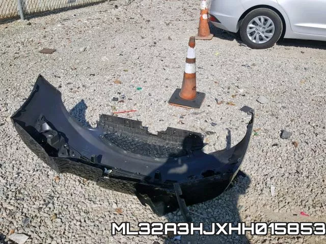 ML32A3HJXHH015853_9.webp