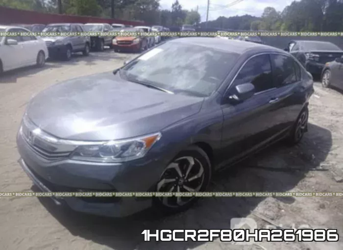 1HGCR2F80HA261986_2.webp