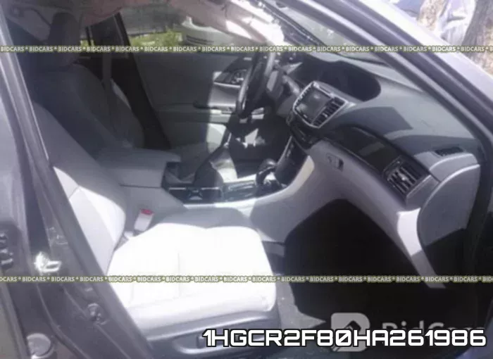 1HGCR2F80HA261986_5.webp