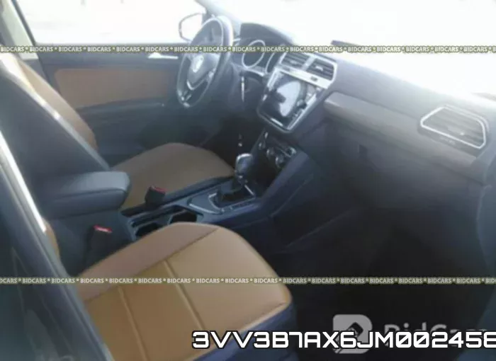 3VV3B7AX6JM002458_5.webp