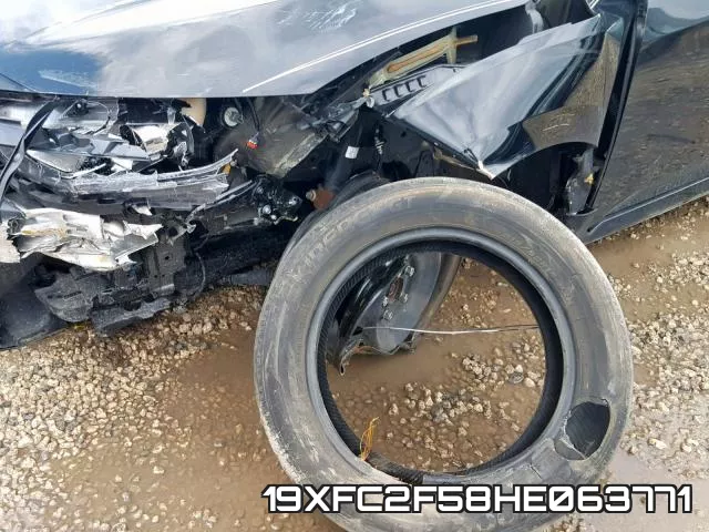 19XFC2F58HE063771_9.webp