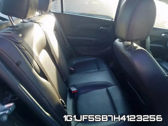 1G1JF5SB7H4123256