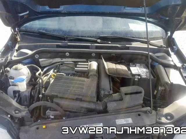 3VW2B7AJ7HM387302_7.webp