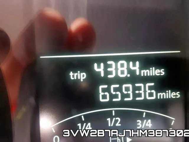 3VW2B7AJ7HM387302_8.webp