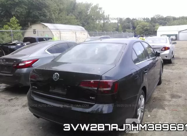 3VW2B7AJ7HM389681