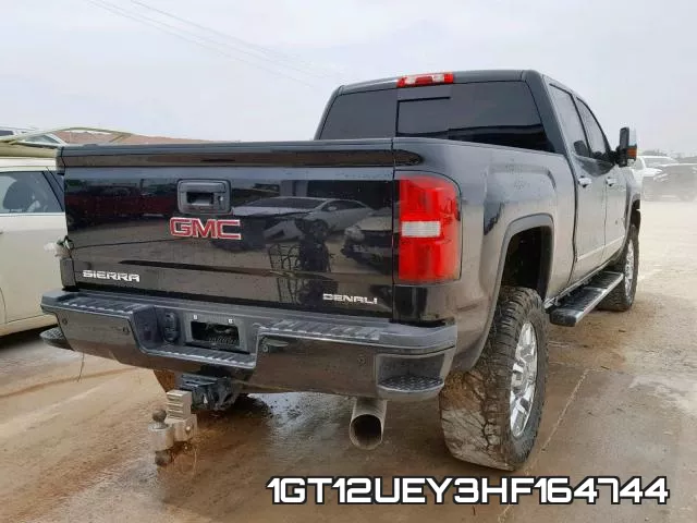 1GT12UEY3HF164744_4.webp