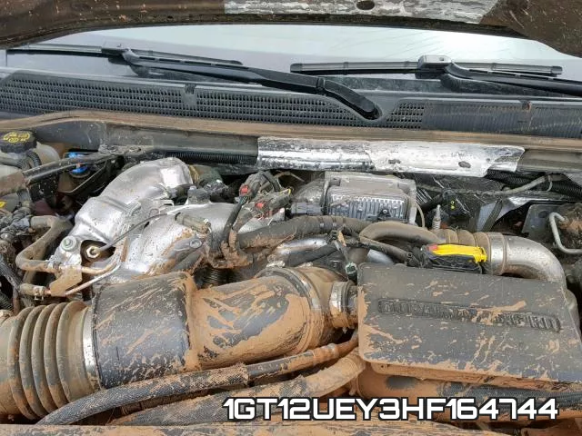1GT12UEY3HF164744_7.webp