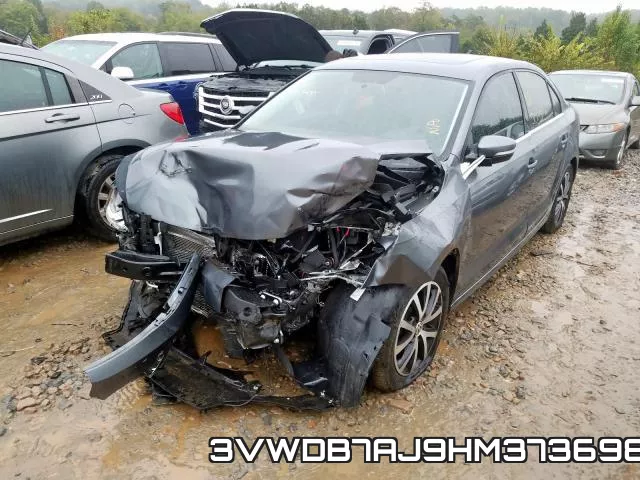 3VWDB7AJ9HM373698_2.webp