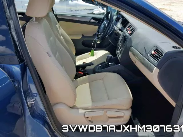 3VWDB7AJXHM307631_5.webp