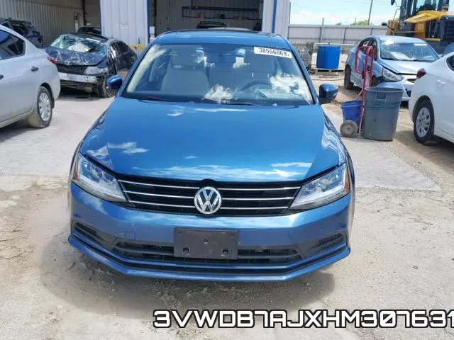 3VWDB7AJXHM307631_9.webp