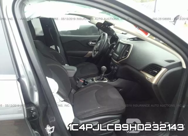 1C4PJLCB9HD232143_5.webp