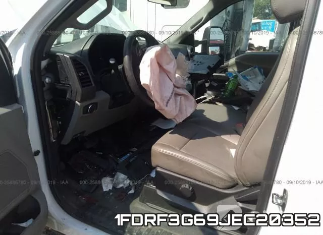 1FDRF3G69JEC20352_5.webp