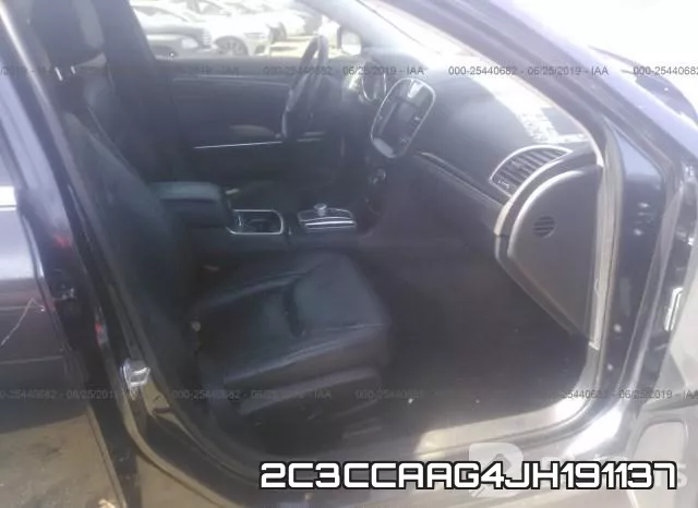 2C3CCAAG4JH191137_5.webp