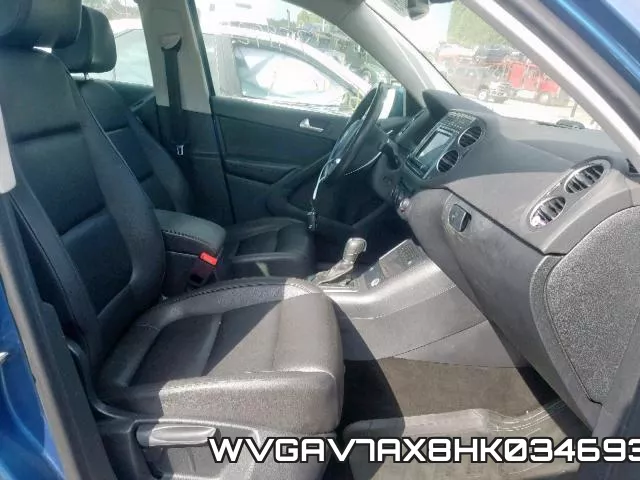 WVGAV7AX8HK034693_5.webp
