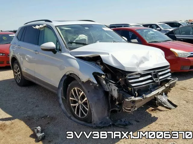 3VV3B7AX1JM006370_1.webp