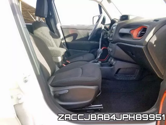 ZACCJBAB4JPH89951_5.webp