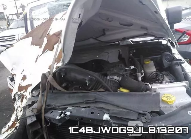 1C4BJWDG9JL813207_10.webp