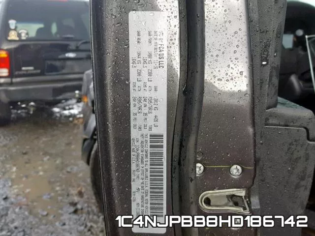 1C4NJPBB8HD186742_10.webp