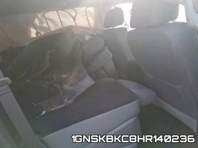 1GNSKBKC8HR140236_6.webp