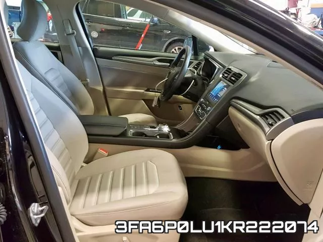3FA6P0LU1KR222074_5.webp