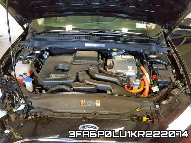 3FA6P0LU1KR222074_7.webp