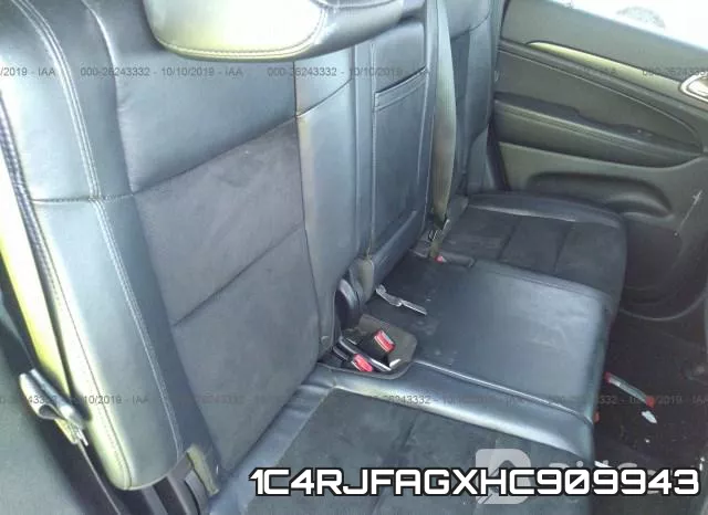 1C4RJFAGXHC909943_8.webp