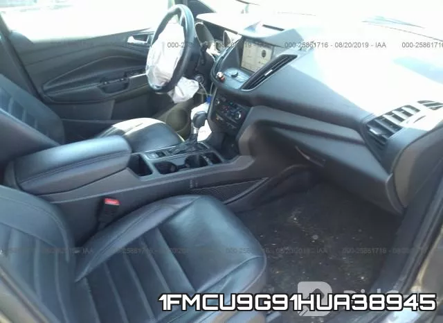 1FMCU9G91HUA38945_5.webp