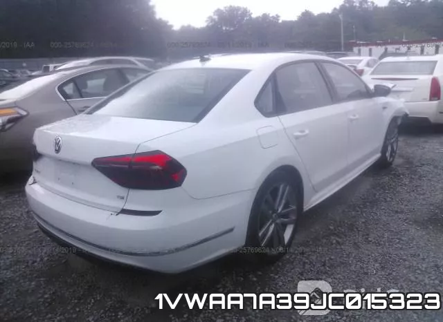 1VWAA7A39JC015323_4.webp