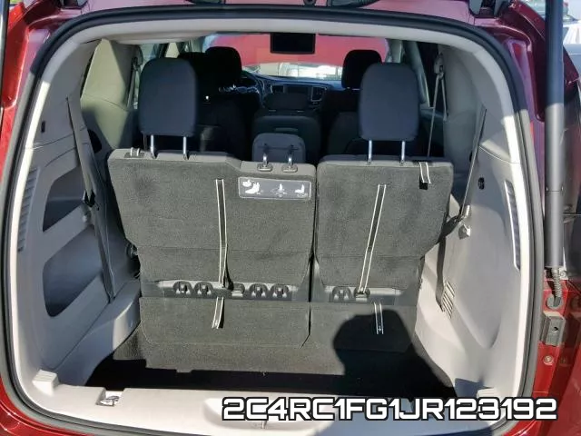 2C4RC1FG1JR123192_9.webp