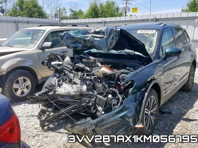 3VV2B7AX1KM056795_2.webp