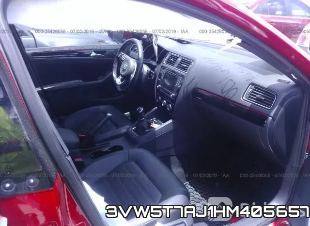 3VW5T7AJ1HM405657_5.webp