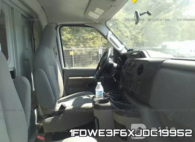 1FDWE3F6XJDC19952_5.webp