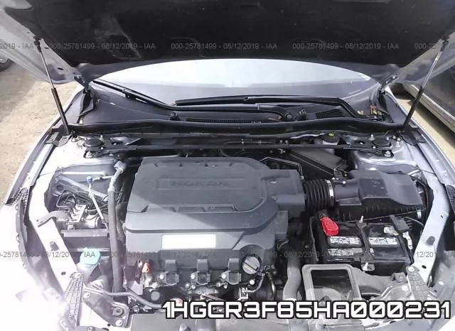1HGCR3F85HA000231_10.webp