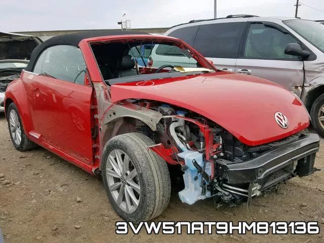 3VW517AT9HM813136_1.webp