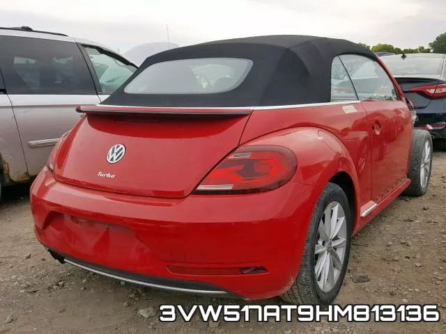 3VW517AT9HM813136_4.webp