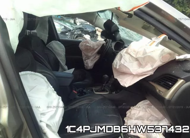 1C4PJMDB6HW537432_5.webp