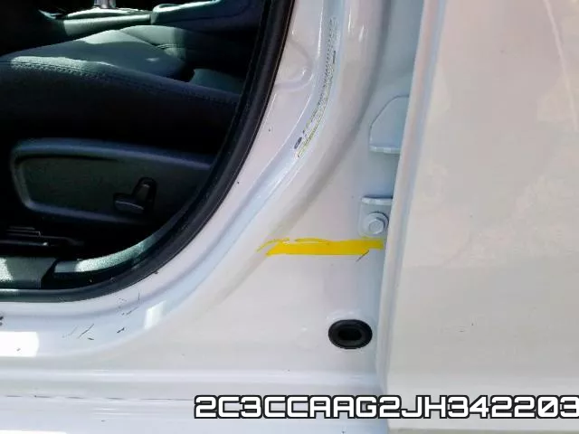 2C3CCAAG2JH342203_9.webp