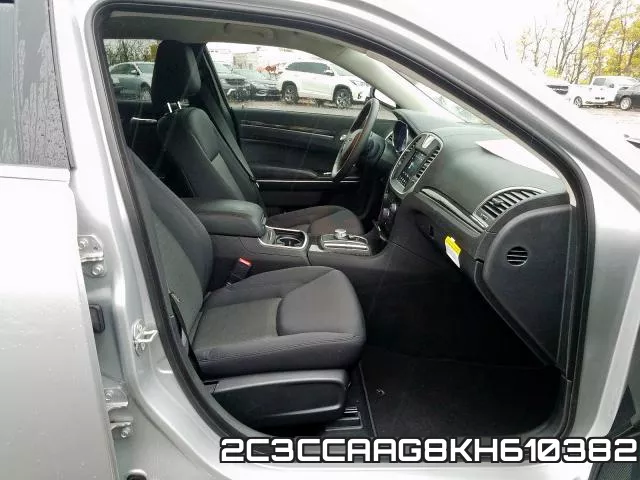 2C3CCAAG8KH610382_5.webp