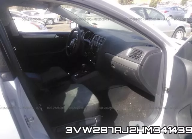 3VW2B7AJ2HM341439_5.webp
