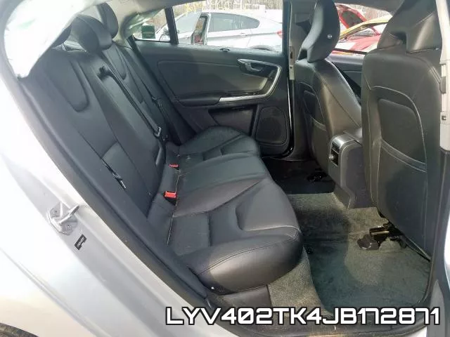 LYV402TK4JB172871_6.webp