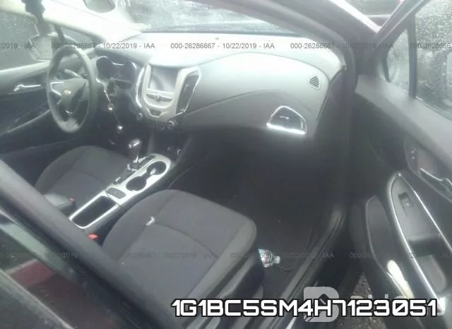 1G1BC5SM4H7123051_5.webp