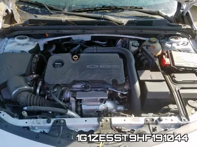 1G1ZE5ST9HF191044