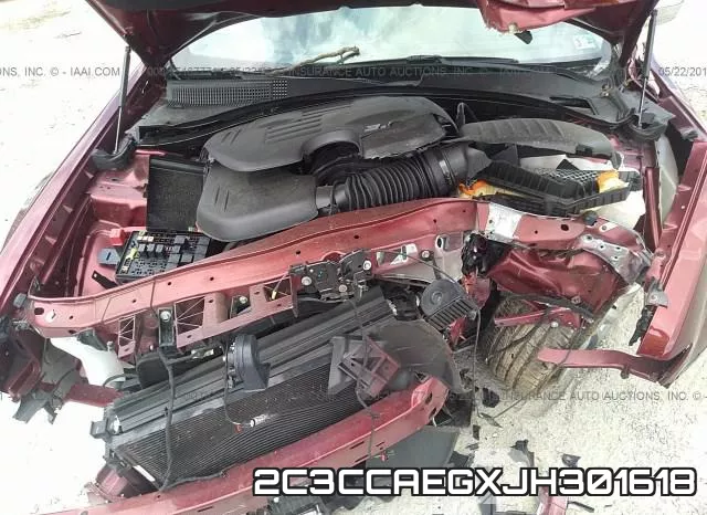 2C3CCAEGXJH301618_10.webp